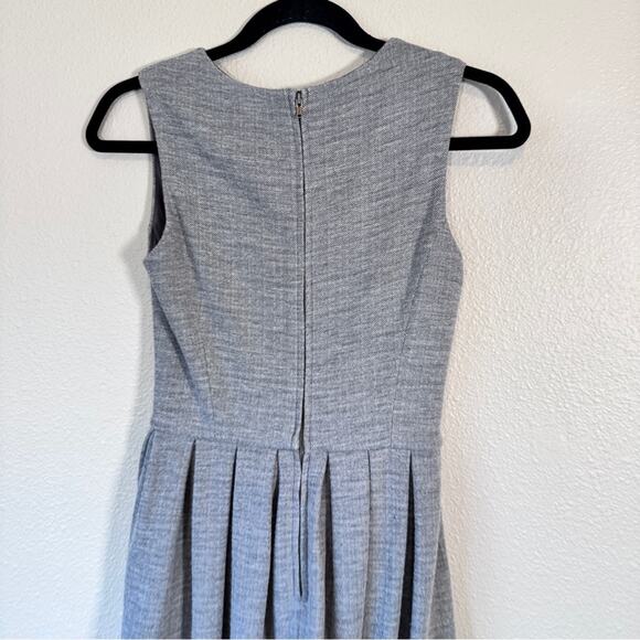 Talula Aritzia Grey Fit & Flare Mini Dress Women 2 Preppy Sleeveless Skater Twee - Picture 7 of 11